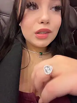 Snapshot of Chloe__Moon chatting on 10/23/25, 03:11 Chloe Moon online show from 10/23/25, 03:11