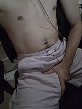 Snapshot of OliverWtdh chatting on 02/09/26, 04:44 OliverWtdh online show from 02/09/26, 04:44