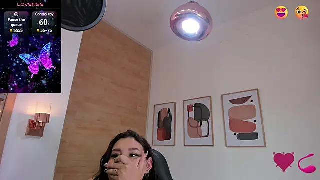 lilith guzman online show from 12/07/24, 04:09