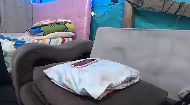 mom son dirty online show from 03/15/25, 03:16