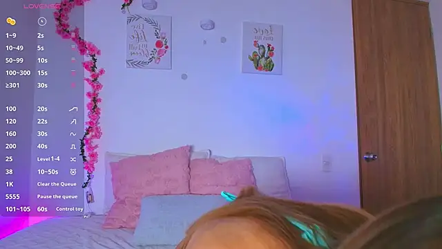 PollyGrey  online show from 03/17/26, 10:24