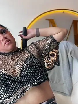 Snapshot of Milff_parkerrr chatting on 01/22/25, 02:46 Milff parkerrr online show from 01/22/25, 02:46