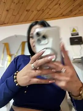 Snapshot of Milff_parkerrr chatting on 03/12/25, 09:45 Milff parkerrr online show from 03/12/25, 09:45