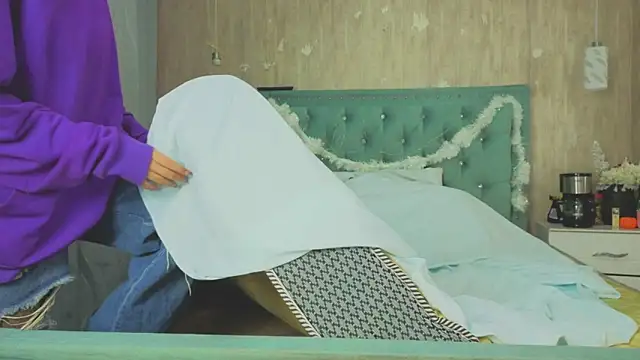 Snapshot of Marcelaa_fox chatting on 12/22/25, 07:22 Marcelaa fox online show from 12/22/25, 07:22