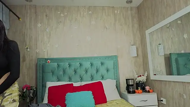 Snapshot of Marcelaa_fox chatting on 02/11/26, 07:30 Marcelaa fox online show from 02/11/26, 07:30