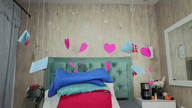 Snapshot of Marcelaa_fox chatting on 02/13/26, 09:11 Marcelaa fox online show from 02/13/26, 09:11