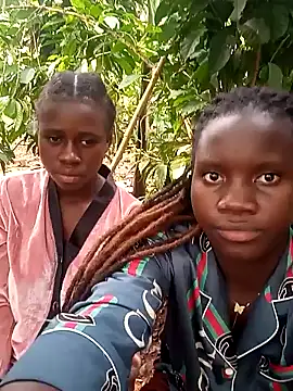 Snapshot of Black_juicy24 chatting on 02/02/25, 02:34 Black juicy24 online show from 02/02/25, 02:34