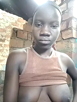 Snapshot of Black_juicy24 chatting on 11/17/25, 04:18 Black juicy24 online show from 11/17/25, 04:18