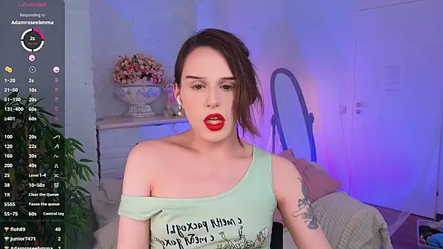  yourFoxy  online show from 01/05/25, 09:48