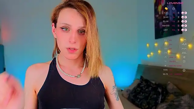 Snapshot of _yourFoxy_ chatting on 05/15/26, 03:19 yourFoxy online show from 05/15/26, 03:19