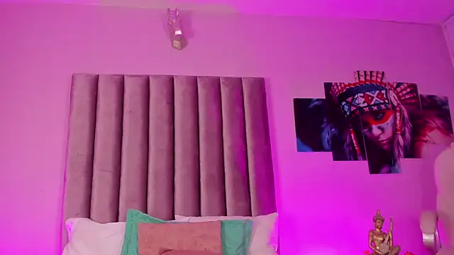 Isabella Flowers online show from 04/19/26, 08:02