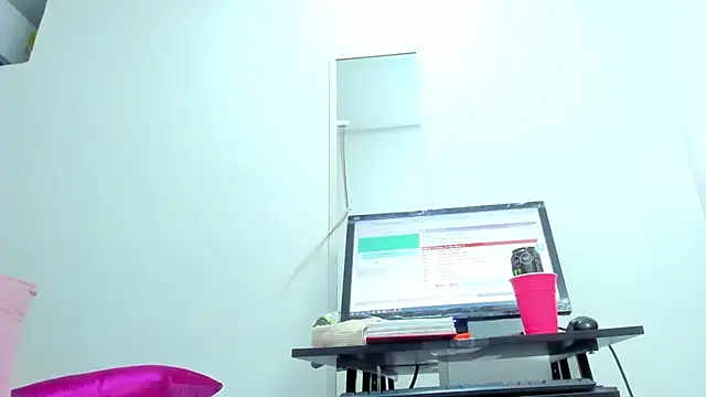 Dalia 20 online show from 02/05/25, 01:37