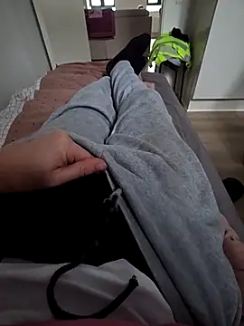 poldek38 online show from 12/17/25, 11:49