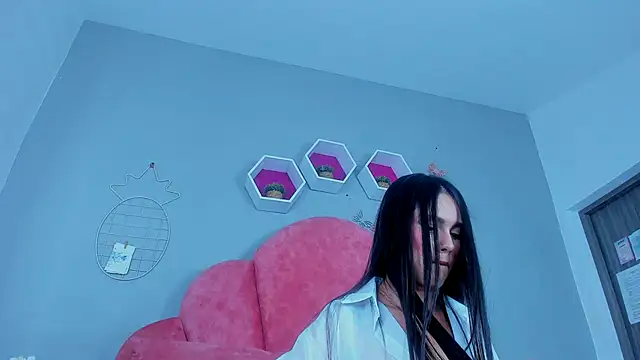 Snapshot of StefanyWilliams_ chatting on 02/21/25, 02:39 StefanyWilliams online show from 02/21/25, 02:39