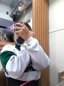 Sweel Leyva18 online show from 03/18/26, 08:45