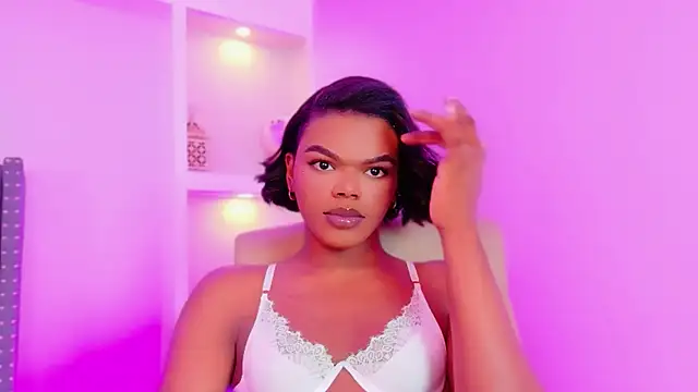 CamiEstrada online show from 09/15/25, 02:06