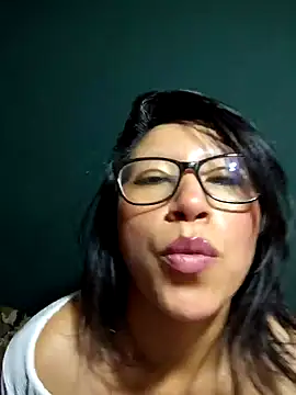 Giviper1 online show from 12/28/24, 02:22