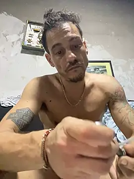 patito17 online show from 02/22/25, 04:07