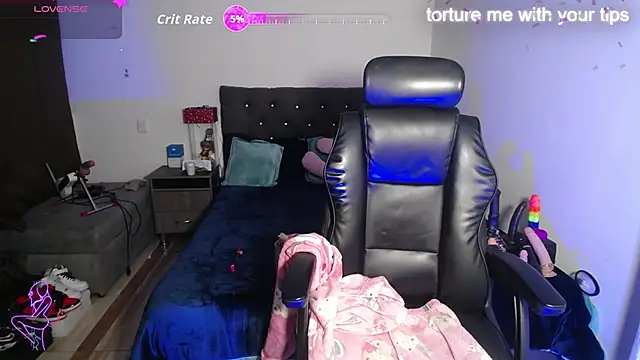 girl naugthy online show from 12/01/25, 01:21