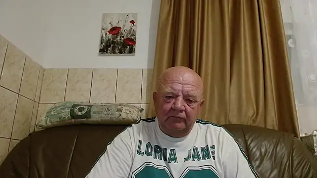 fullballs6 online show from 09/09/25, 12:54