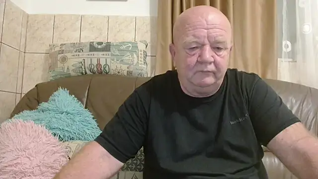 fullballs6 online show from 10/24/25, 02:30