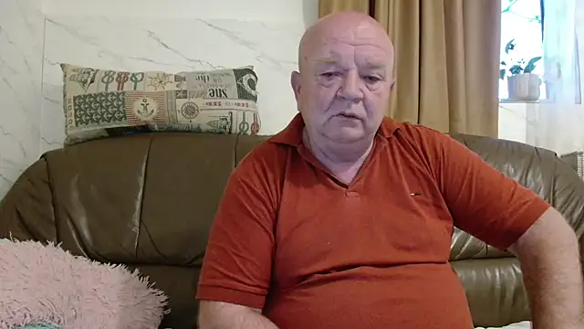 fullballs6 online show from 04/17/26, 03:09