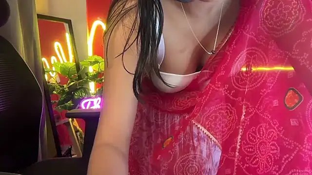 Snapshot of simrann_69 chatting on 09/14/25, 08:13 simrann 69 online show from 09/14/25, 08:13