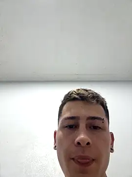 Comepussys online show from 04/28/26, 10:15