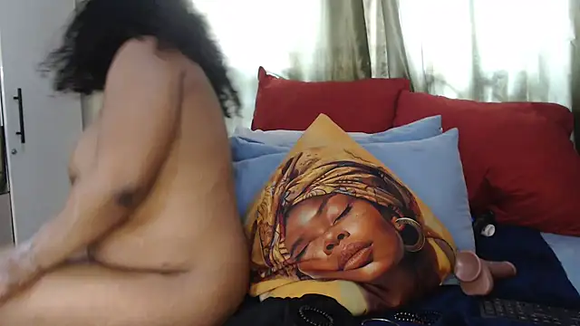 Foxybrownxx1 online show from 03/20/26, 04:39