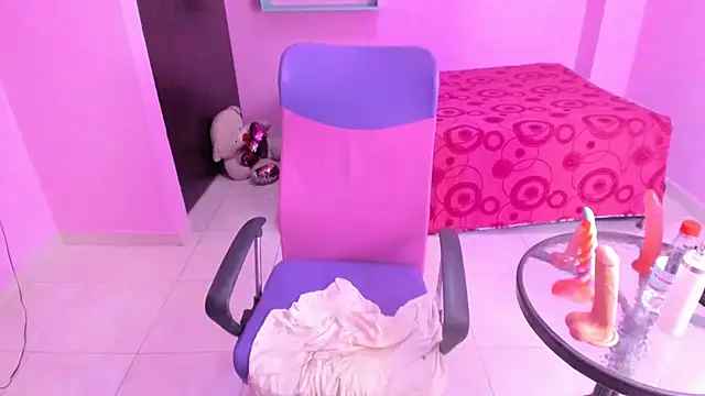 mommy whore slut online show from 03/19/26, 12:03