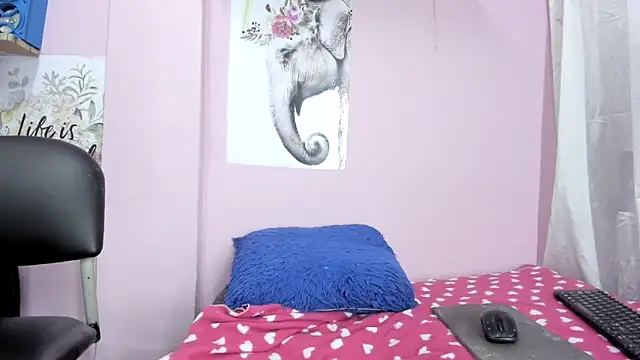 aitanacortes online show from 01/07/25, 03:54