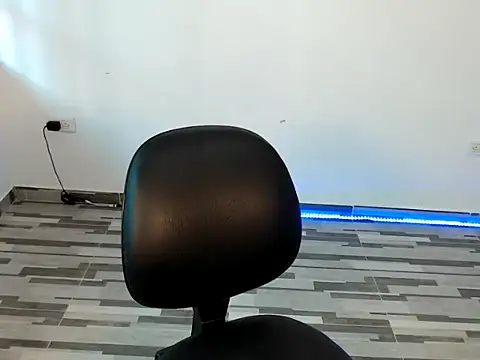 naomi h1 online show from 04/10/26, 07:18