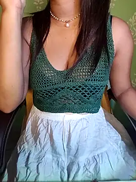 QueenOfHeart 07 online show from 12/02/25, 06:25