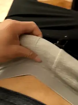 Snapshot of Kevoon991 chatting on 03/05/25, 08:42 Kevoon991 online show from 03/05/25, 08:42