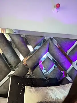 LylaLee111 online show from 02/24/25, 12:59