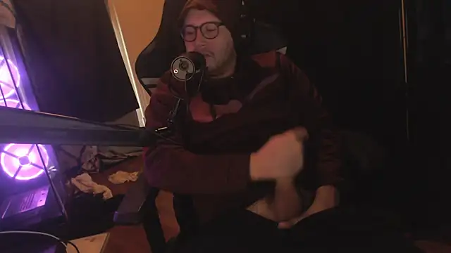 chicostick413 online show from 11/30/25, 03:49