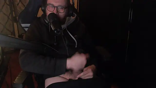 chicostick413 online show from 04/11/26, 02:05