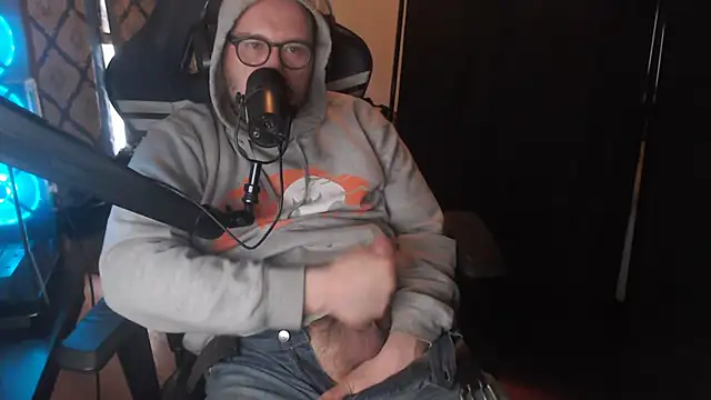 chicostick413 online show from 04/18/26, 05:50