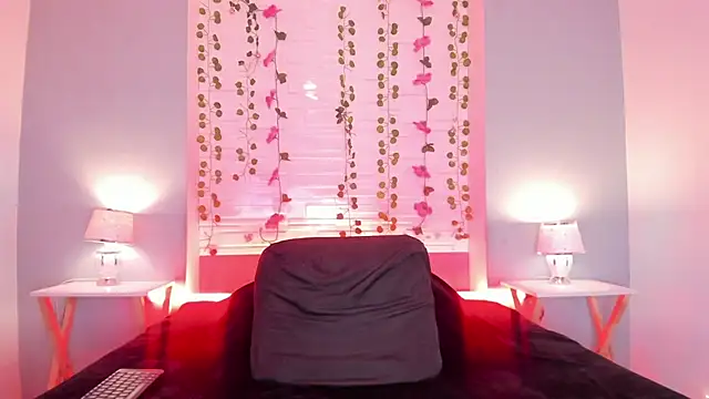 KylieMaxwell online show from 02/08/25, 08:10