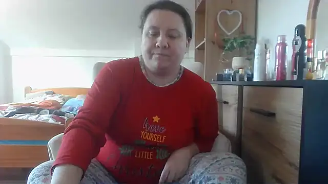 Snapshot of ReifeVenna chatting on 03/17/25, 10:17 ReifeVenna online show from 03/17/25, 10:17