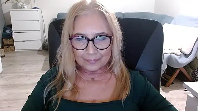 sofia xkiss online show from 02/07/25, 02:37