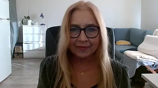 sofia xkiss online show from 02/22/25, 02:41