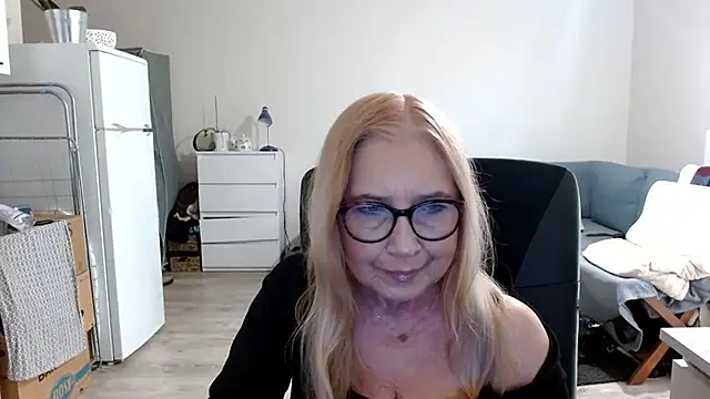 sofia xkiss online show from 03/03/25, 07:54