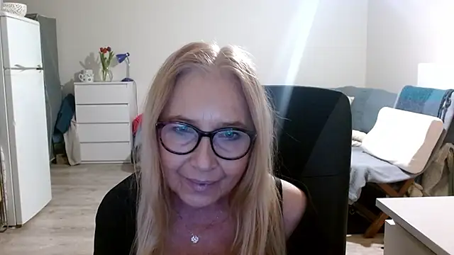 sofia xkiss online show from 03/09/25, 06:11