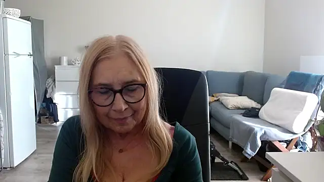 sofia xkiss online show from 03/15/25, 02:45