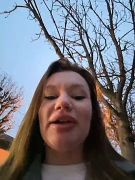 Snapshot of justmila chatting on 12/11/24, 11:19 justmila online show from 12/11/24, 11:19