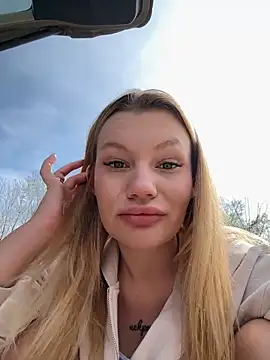 justmila online show from 03/25/26, 10:32