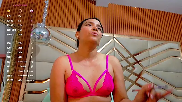 Sluttyandmature online show from 03/07/26, 12:51