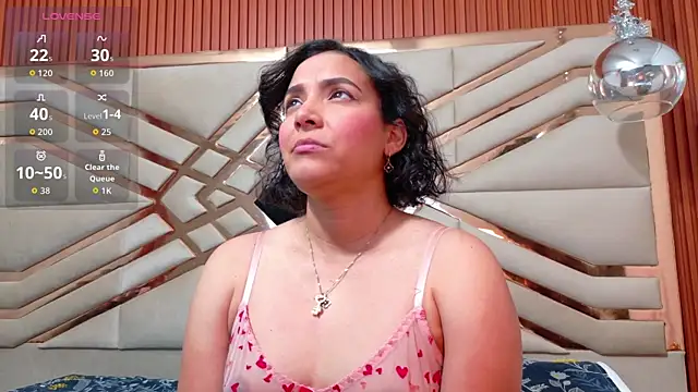 Sluttyandmature online show from 04/22/26, 12:50