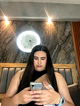 BellaPeers  online show from 10/27/25, 12:09